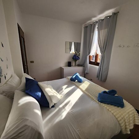 Laura'S Cottage With Lake View, Detached, 5 Kilometers From Varenna Lierna Exterior photo