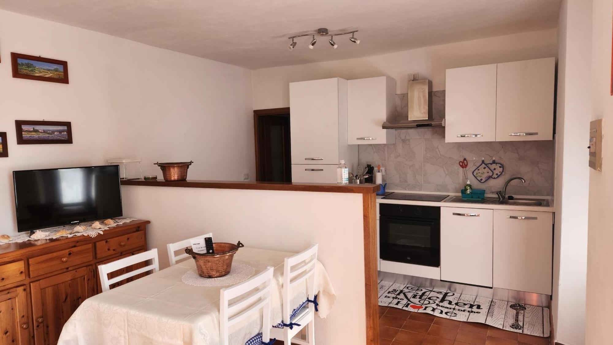 Laura'S Cottage With Lake View, Detached, 5 Kilometers From Varenna Lierna Exterior photo