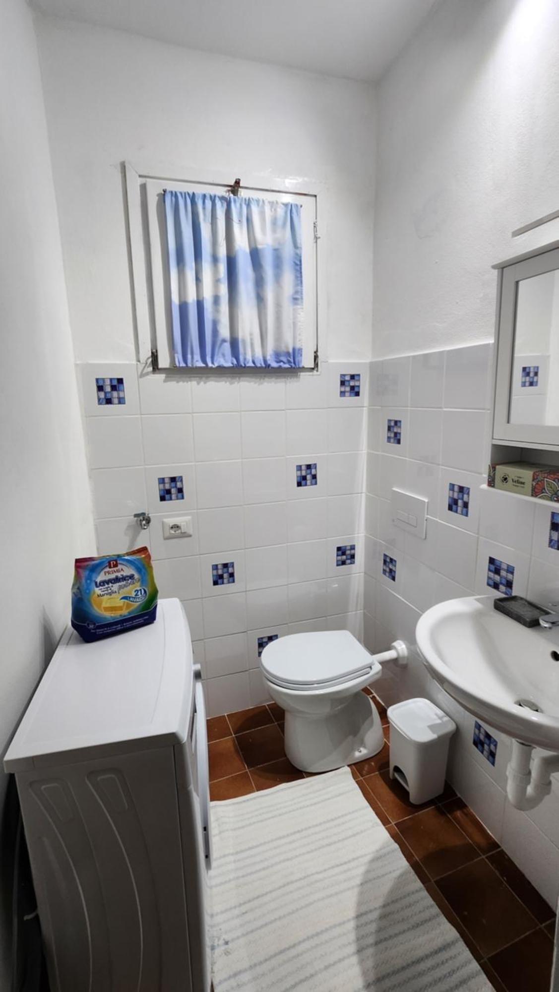 Laura'S Cottage With Lake View, Detached, 5 Kilometers From Varenna Lierna Exterior photo