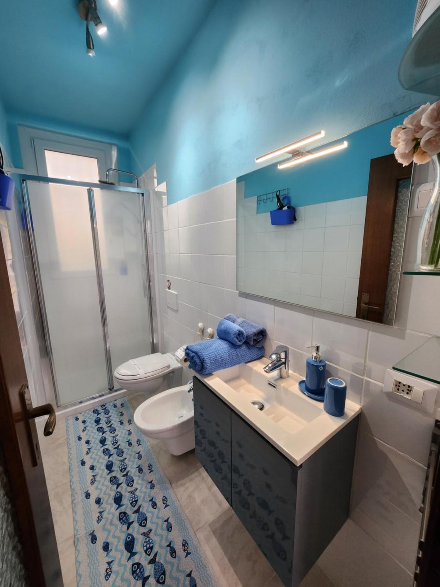 Laura'S Cottage With Lake View, Detached, 5 Kilometers From Varenna Lierna Exterior photo