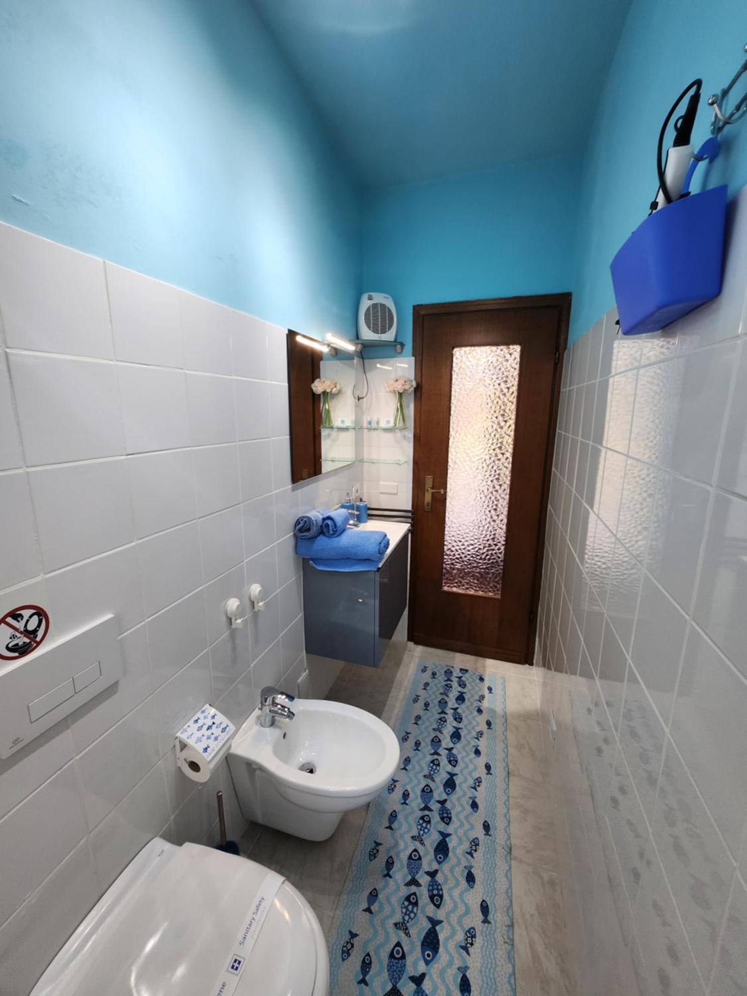 Laura'S Cottage With Lake View, Detached, 5 Kilometers From Varenna Lierna Exterior photo
